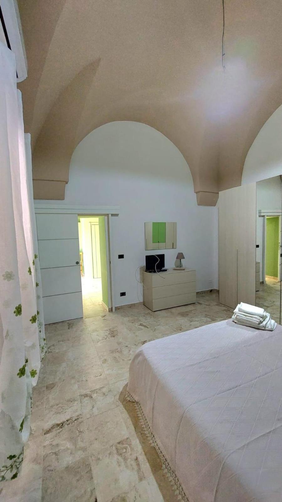 Greenhouse Villa โมโนโปลี ภายนอก รูปภาพ